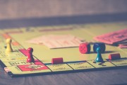 如何理解金貨版的含義？這種版本在市場中有什么特殊用途？