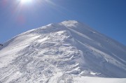 玩游戲，去滑雪大冒險(xiǎn)！現(xiàn)在你離滑雪大冒險(xiǎn)的腳步更近了。這款基于真實(shí)的滑雪場(chǎng)景設(shè)計(jì)的全新模擬游戲，讓你體驗(yàn)到前所未有的滑雪樂(lè)趣！，滑雪大冒險(xiǎn)，真實(shí)滑雪場(chǎng)景的真實(shí)模擬游戲即將來(lái)臨！