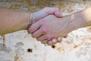夢(mèng)到蚯蚓預(yù)示著什么？解析夢(mèng)境中的神秘信息，夢(mèng)到蚯蚓，解析夢(mèng)境中的神秘信息預(yù)示什么？