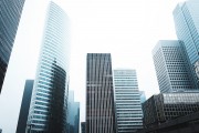 在當(dāng)今的數(shù)字化時(shí)代，企業(yè)都需要通過(guò)搭建自己的官方網(wǎng)站來(lái)擴(kuò)大業(yè)務(wù)規(guī)模和影響力。然而，在開發(fā)網(wǎng)站的過(guò)程中，往往需要投入大量的時(shí)間和精力去編寫高質(zhì)量的代碼，以保證網(wǎng)站的穩(wěn)定運(yùn)行。對(duì)于這一問(wèn)題，很多人可能會(huì)覺得代碼優(yōu)化是一項(xiàng)浩大的工程，需要專業(yè)的技術(shù)人員進(jìn)行。但是實(shí)際上，只要掌握一些基本的技巧和方法，就可以有效地提升網(wǎng)站的性能和用戶體驗(yàn)。，簡(jiǎn)易代碼優(yōu)化，提升網(wǎng)站性能的實(shí)用技巧