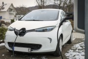 深度解析特斯拉網(wǎng)站流量分析圖，揭秘電動車巨頭的網(wǎng)絡(luò)影響力