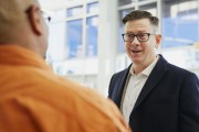 甘肅甘谷教師工資問題引發(fā)熱議，真相究竟如何？甘谷教師工資爭議，真相揭秘背后的真相是什么？