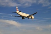 關(guān)注！C919飛機(jī)今晚交付！中航系應(yīng)聲大漲，國防軍工ETF（512810）逆市漲1.18%終結(jié)8連陰！