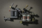 LED燈泡更換的正確步驟是什么？如何確保更換過程中的安全？