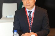 愛康集團(tuán)創(chuàng)始人、董事長(zhǎng)兼CEO張黎剛出席年度管理大會(huì)