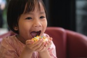 夢中喜悅，媳婦生了個(gè)女兒，夢中喜悅，喜迎女兒降臨