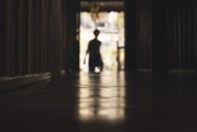 夢(mèng)魘之影，被壞人抓住的驚魂夜