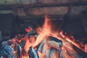 如何讓冰雪經(jīng)濟(jì)這團(tuán)“火”燒得更旺燒得更長(zhǎng)久？