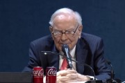 60年！巴菲特宣布年末交棒，全場起立掌聲久久不息