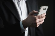 最后，記得保存好你的企業(yè)郵箱的登錄憑據(jù)，因?yàn)檫@可能是你后續(xù)登錄并管理你的郵箱時(shí)的必要信息，如何保存企業(yè)郵箱登錄憑據(jù)以便后續(xù)管理？