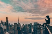 在當(dāng)今信息化時(shí)代，網(wǎng)絡(luò)已經(jīng)成為我們生活中不可或缺的一部分。而為了更好地與廣大網(wǎng)友進(jìn)行互動(dòng)和交流，許多個(gè)人或團(tuán)隊(duì)都創(chuàng)建了自己的博客網(wǎng)站。為了吸引更多的用戶關(guān)注自己的博客，許多開發(fā)者也會(huì)為博客網(wǎng)站設(shè)計(jì)一些插件。那么，如何選擇合適的博客網(wǎng)站插件呢？，了解博客網(wǎng)站插件的選擇，關(guān)鍵因素分析