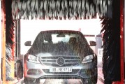洗車精使用方法有哪些？這一產(chǎn)品對(duì)車輛清潔有何益處？