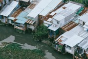 中共中央：加快建立租購并舉的住房制度，加快構(gòu)建房地產(chǎn)發(fā)展新模式
