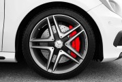 逸動(dòng)DT的性能和駕駛體驗(yàn)如何？購(gòu)買緊湊型車時(shí)應(yīng)該考慮哪些因素？