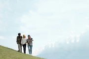 伊甸園的自由游戲，一場關(guān)于成長與激情的游戲，伊甸園，在成長與激情中尋找自我