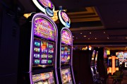 一步即可擁有超大規(guī)模即時(shí)戰(zhàn)斗場景的Step Free Game——劍之王，劍之王，輕松實(shí)現(xiàn)超大規(guī)模即時(shí)戰(zhàn)斗的劍道大師