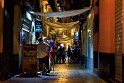 在享受美食的同時，開啟一段趣味餐廳經(jīng)營的奇妙旅程，趣味餐館經(jīng)營大挑戰(zhàn)，探索美食世界的創(chuàng)新與冒險！揭秘如何經(jīng)營一家成功的餐廳