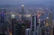 如何理解看put買美式期權(quán)的操作？這種操作的適用場景是什么？