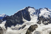 夢(mèng)到白雪滿地的寓意與解讀，夢(mèng)到白雪滿地的寓意與解讀