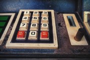 史上免費(fèi)游戲: XzGame 的魅力與樂趣，XzGame，一款值得一看的游戲