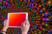熱點新聞如何快速傳到電腦，全方位解析傳播途徑與技巧，揭秘熱點新聞快速傳至電腦，傳播途徑與高效技巧解析
