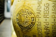 南宮市新弘羽絨制品有限公司成立 注冊(cè)資本2000萬(wàn)人民幣