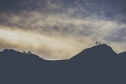 免費(fèi)戰(zhàn)區(qū)游戲——一場引人入勝的冒險(xiǎn)，穿越時空的挑戰(zhàn)，揭開自由戰(zhàn)區(qū)神秘面紗
