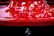雷軍回應(yīng)小米賣一輛車虧6萬多：造車很苦，但成功一定很酷！