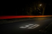 特斯拉vs宇樹：人形機器人雙雄爭霸，誰將主導(dǎo)萬億賽道？