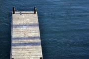 海纜：短期來看，國內(nèi)單吉瓦海纜的價值量約為15億元