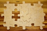 如何理解期貨只做多的策略？這種策略有哪些局限性？
