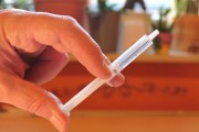 冒充醫(yī)院專家會受到哪些法律處罰？冒充專家對醫(yī)療行業(yè)有哪些負(fù)面影響？