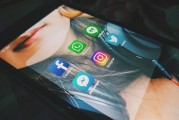 首先，你需要有一個Instagram ID。你可以在Instagram官方網(wǎng)站上找到這個ID，或者在你的手機(jī)應(yīng)用中輸入它來獲取，如何獲得Instagram ID