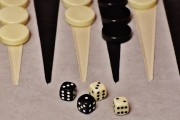 海量五子棋游戲盡在手機(jī)上，只需一部手機(jī)，隨時(shí)隨地享受五子棋的樂(lè)趣！