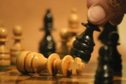 破解免費(fèi)游戲的利弊，揭露免費(fèi)游戲背后的秘密，可能的負(fù)面影響和優(yōu)點(diǎn)