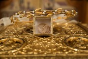 金飾價(jià)格直逼960元/克！國際金價(jià)創(chuàng)五年來最大漲幅 央行已連續(xù)5個(gè)月增持