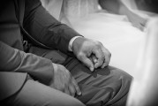 老婆夢到老公出車禍的心理解析與應(yīng)對策略，老婆夢到老公出車禍的心理解析與應(yīng)對策略