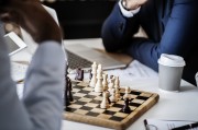 iOS平臺下的免費生存游戲，挑戰(zhàn)與機遇并存，iOS平臺下，生存、挑戰(zhàn)與機遇并存的游戲列表