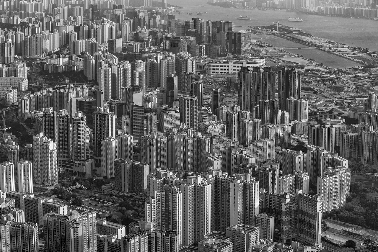 格力地產(chǎn)：退出房地產(chǎn)開發(fā)，收購珠海免稅集團(tuán)