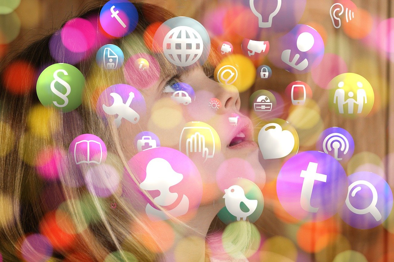 芭比化妝游戲，一款讓女生們愛上化妝的全新APP