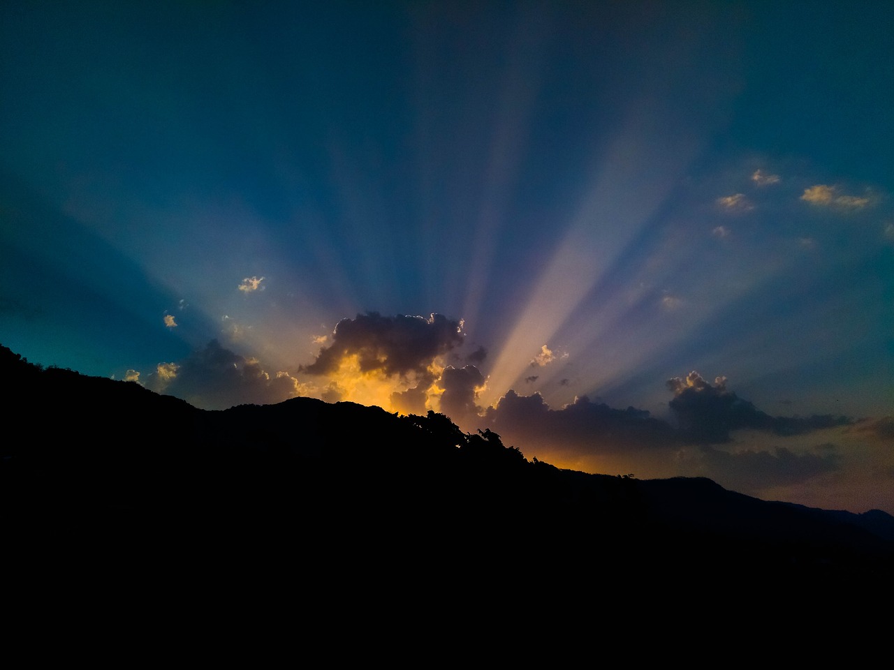 夢(mèng)中邂逅仙人，一場(chǎng)神秘的奇幻之旅
