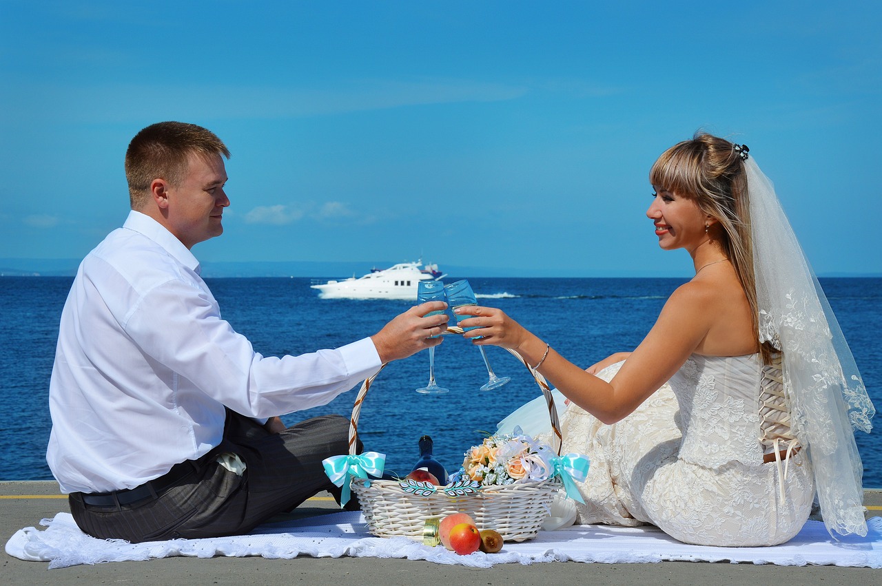 免費結(jié)婚的游戲，一場浪漫的邂逅