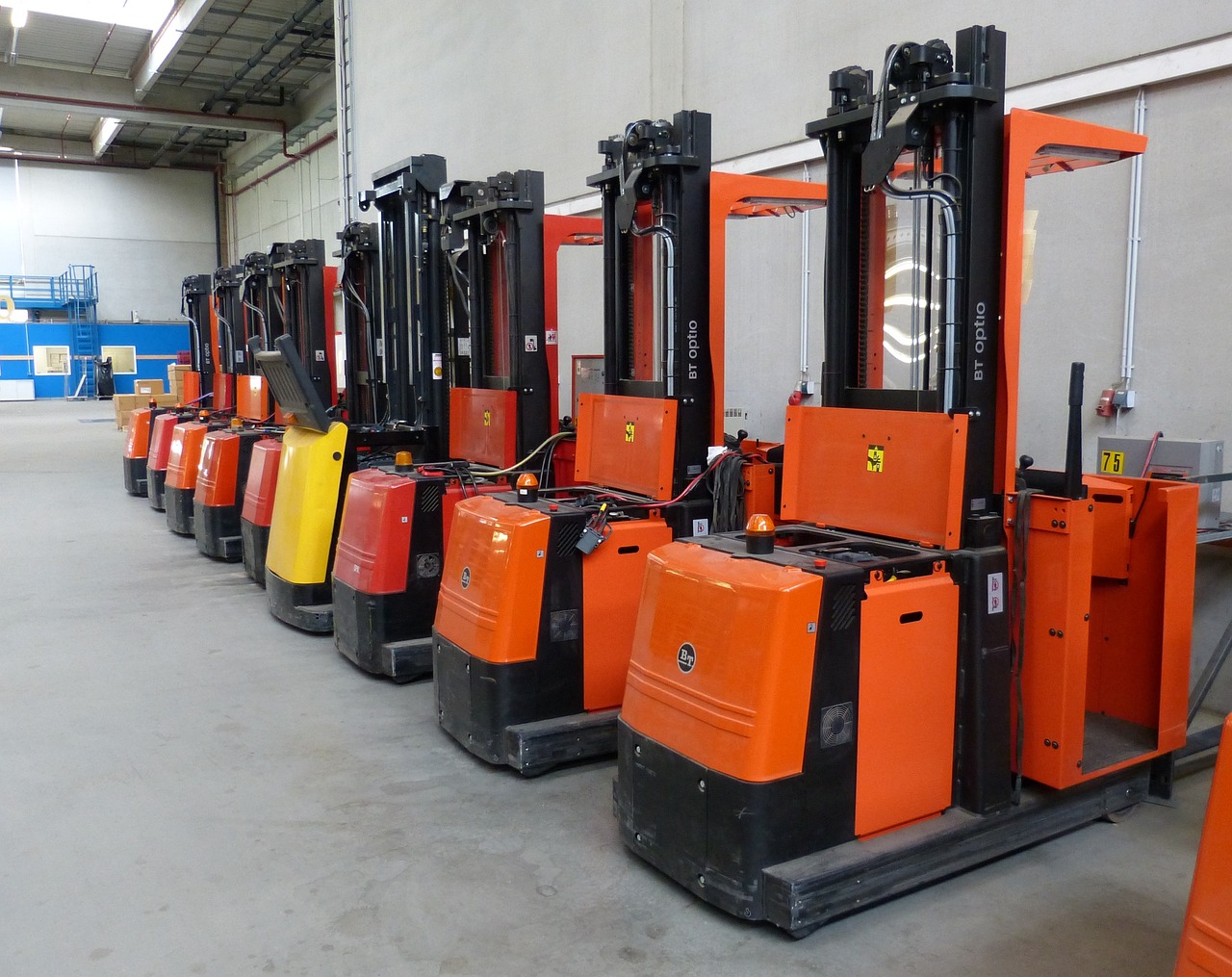 免費(fèi)游戲叉車，體驗(yàn)一款便捷、刺激的物流運(yùn)輸工具