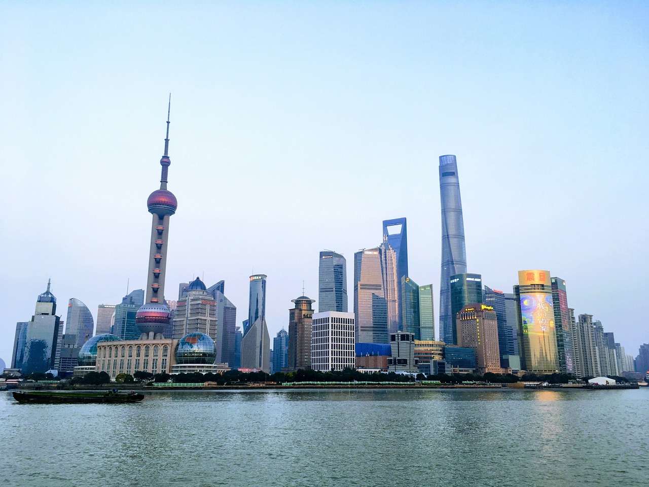 上海市優(yōu)化網(wǎng)站關(guān)鍵詞策略，以提升品牌知名度為目標(biāo)