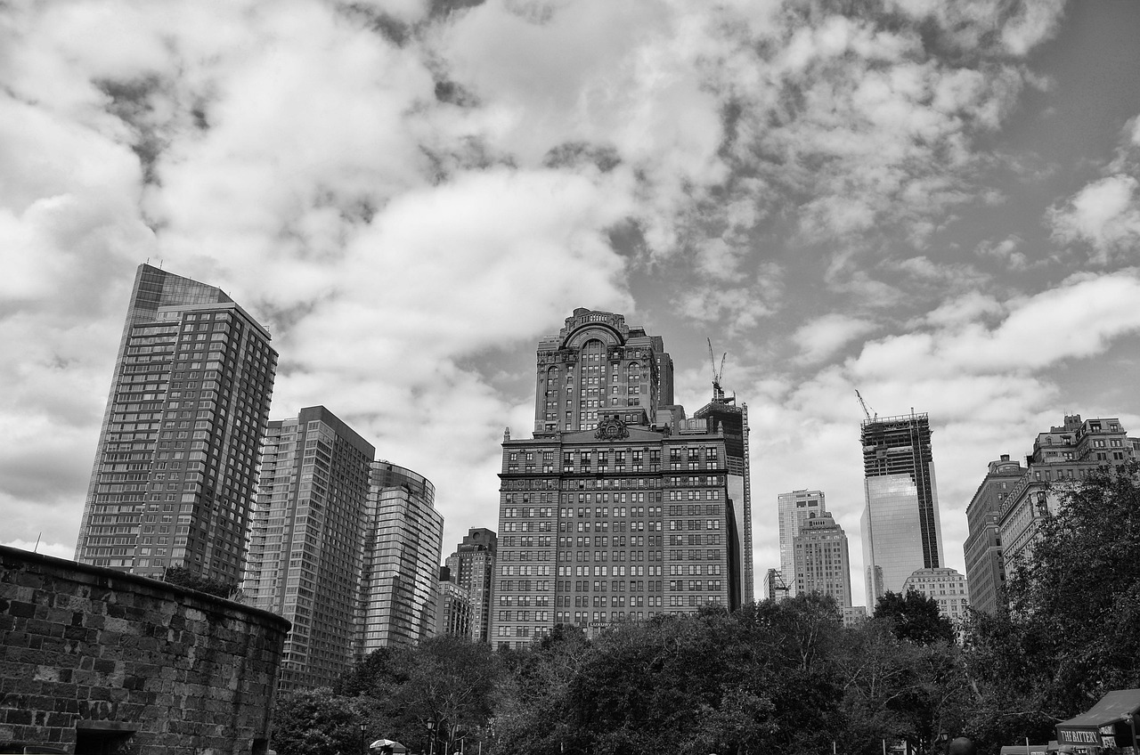 銀行板塊繼續(xù)走高 工、農(nóng)、中、建四大行股價(jià)均再創(chuàng)歷史新高