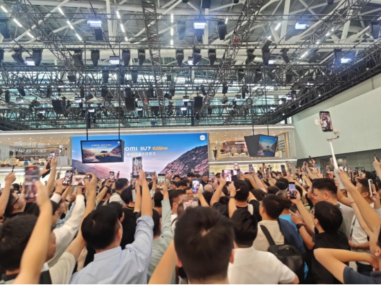 直擊廣州車展：雷軍的車“很亮眼”，但余承東的車“更神秘” | 次世代車研所