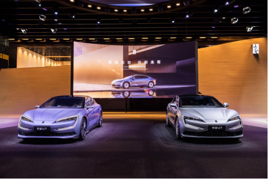 直擊廣州車展：雷軍的車“很亮眼”，但余承東的車“更神秘” | 次世代車研所