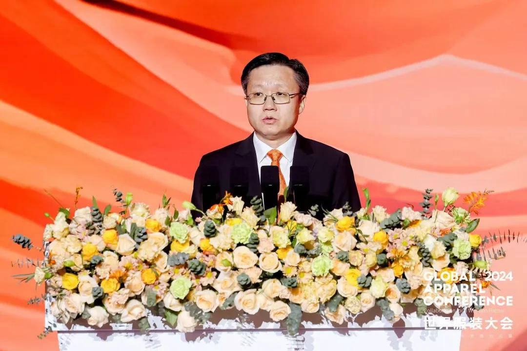“融和”20個(gè)國(guó)家和地區(qū)服裝精英，2024世界服裝大會(huì)在東莞虎門開幕！