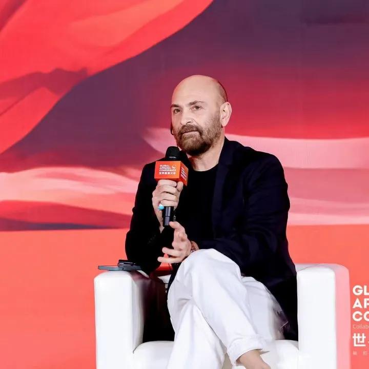 “融和”20個(gè)國(guó)家和地區(qū)服裝精英，2024世界服裝大會(huì)在東莞虎門開幕！