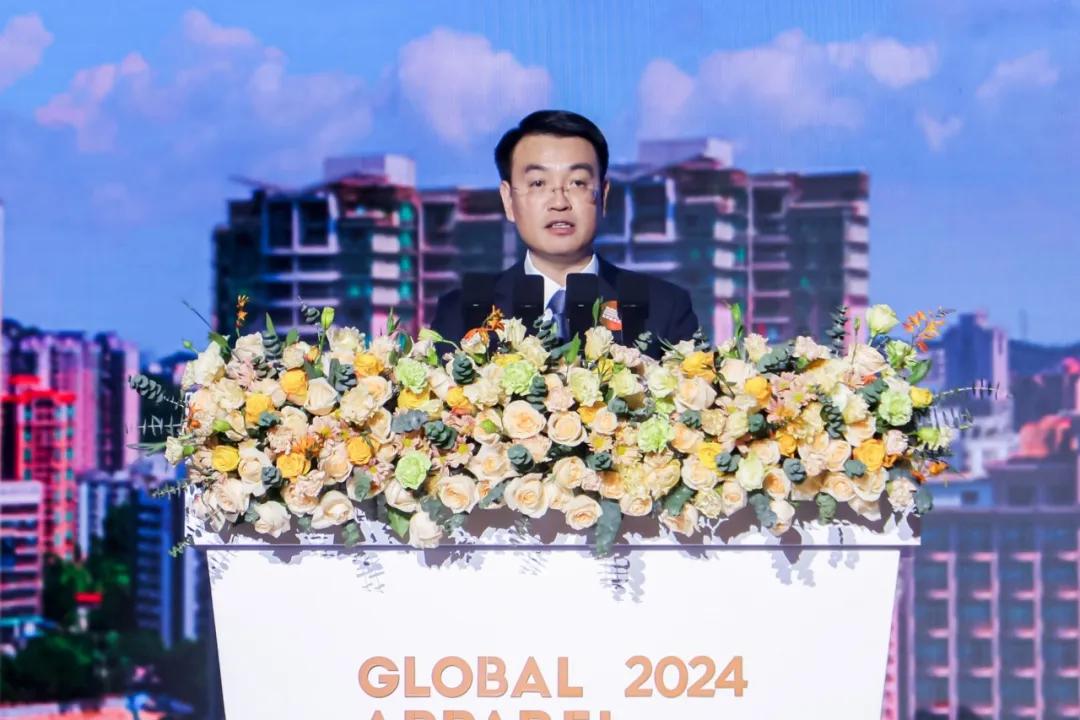 “融和”20個(gè)國(guó)家和地區(qū)服裝精英，2024世界服裝大會(huì)在東莞虎門開幕！